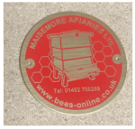 Maisemore Badges Metal RED or GREEN - Image 3